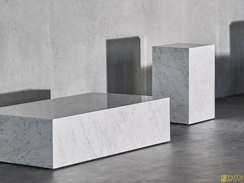 Tavolino in marmo